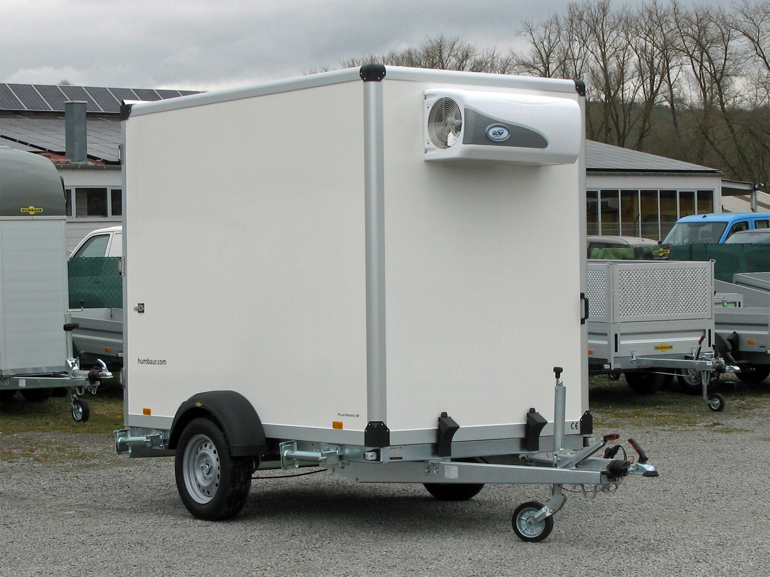 HUMBAUR HGK 13 27 16 21 PF60 Deluxe Kühlanhänger mit hochwertiger Isolierung –…