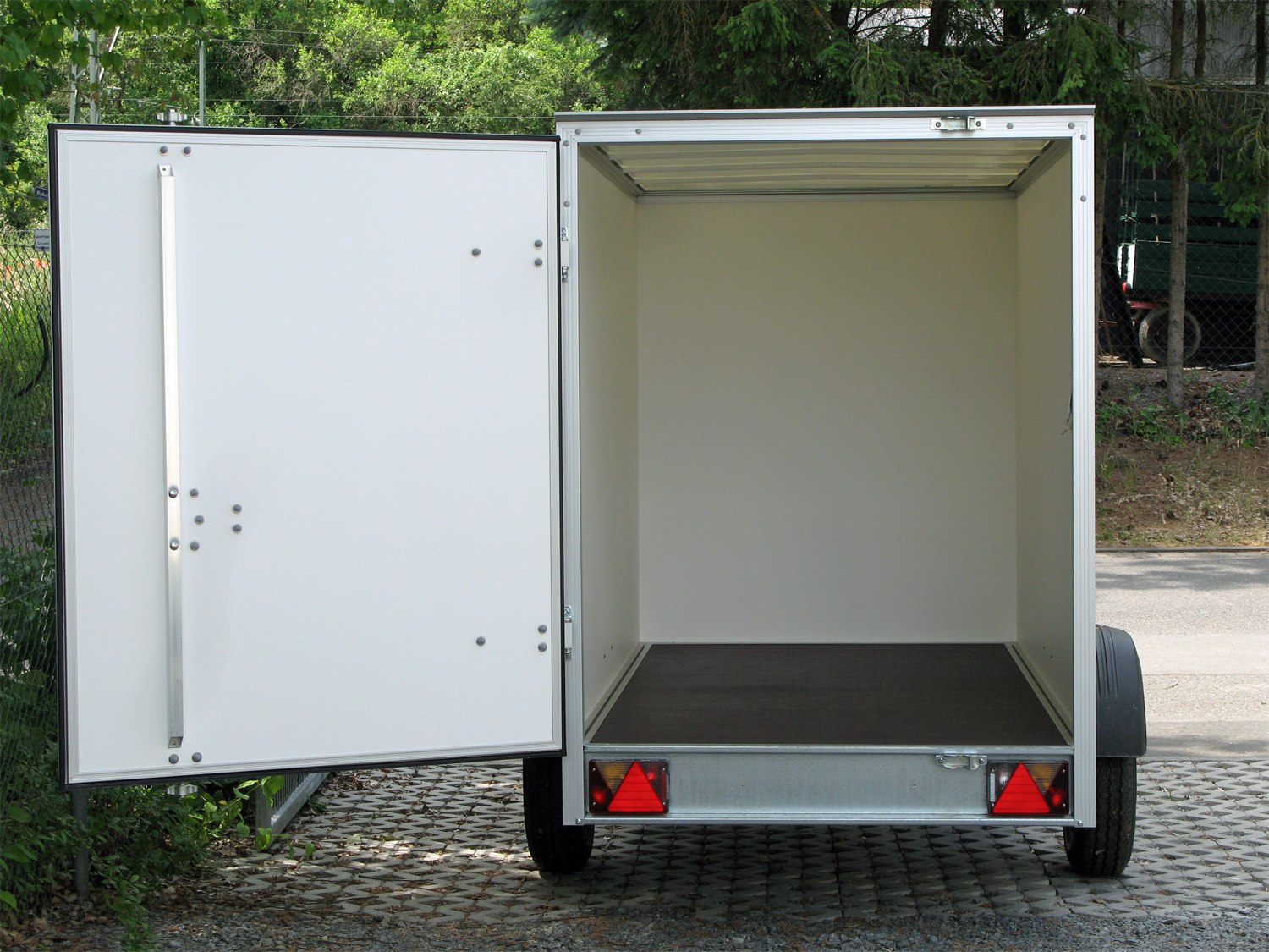Unsinn WEB 40 K 251215-13-13 1-Achs | Gebremst | Plywood-GFK Oberfläche –… – Bild 5